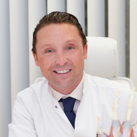 Dr. med. Eike Tilman Wenzel